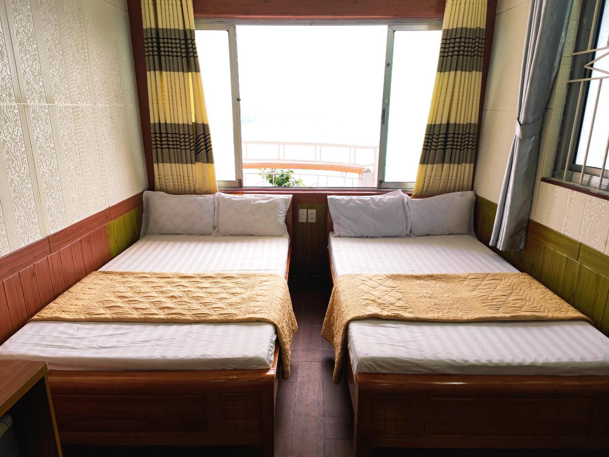 Star Hotel Cat Ba Island Екстер'єр фото